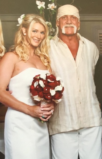 Hulk Hogan and Jennifer Mcdaniel wedding photo